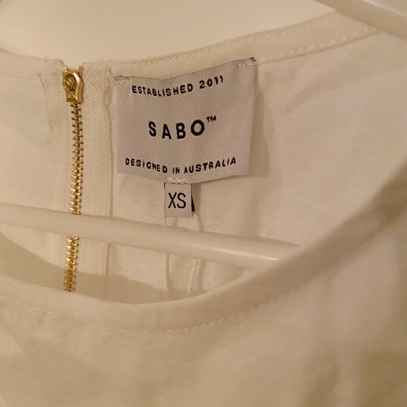 Sabo Skirt Linen Top - Picture 4 of 5